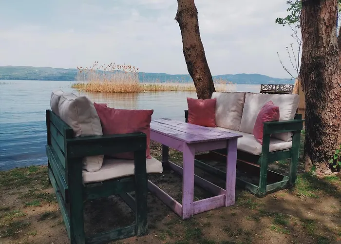 Alcedo Bungalov Rezort *